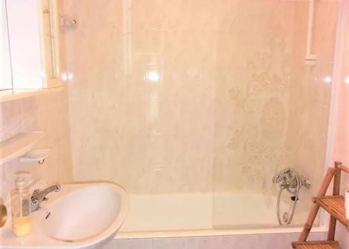 3d Mar2 2 1ª Linea De Playa * קלפה